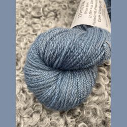 Pernilla, plantefarvet