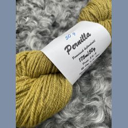 Pernilla, plantefarvet