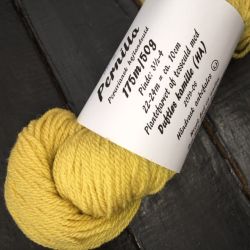 Pernilla, plantefarvet