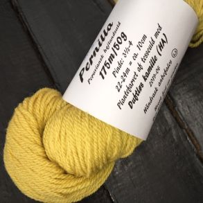 Pernilla, plantefarvet