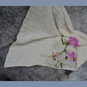 Garnpakke+opskrift: Babytppe, fletvrk i merinould