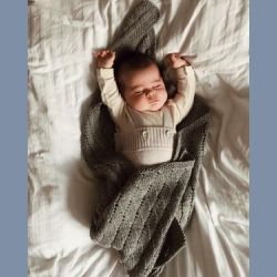 Garnpakke+opskrift: Babytppe Kalle